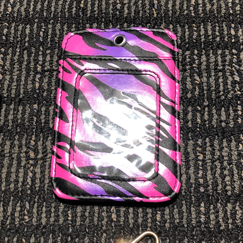 🐰 Stylish Cruise Lanyard & Phone Card Holders Set - Picture 5 of 7